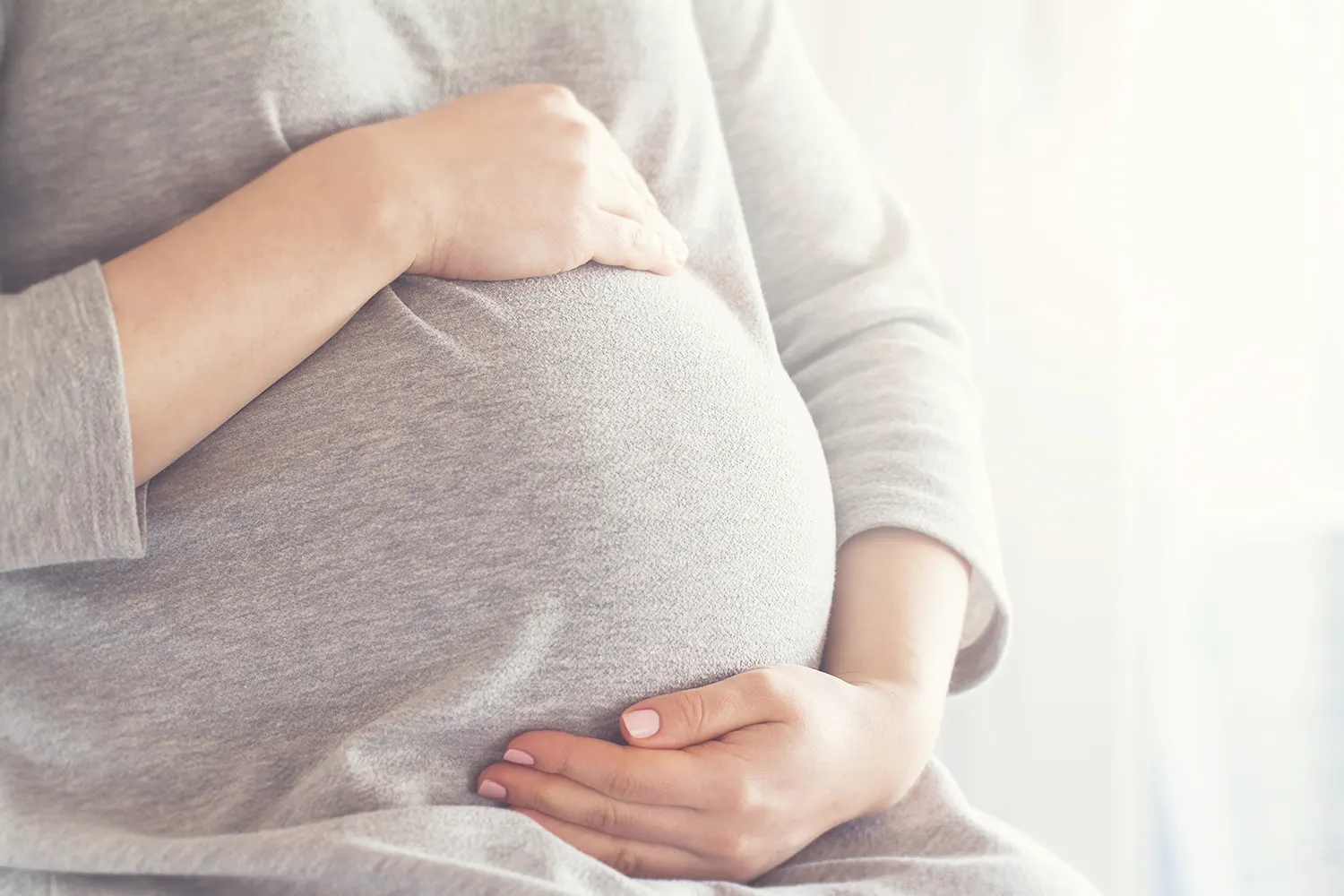 chiropractor prenatal care for pregnant women